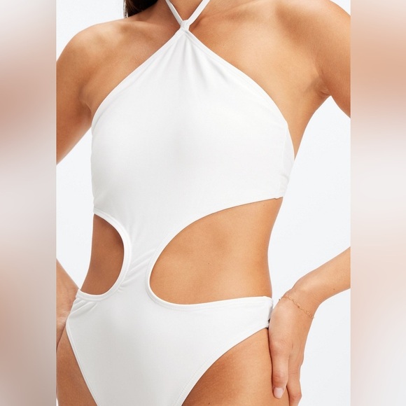 Fabletics Cutout One-Piece white Swimsuit NWT 1x - Picture 2 of 10